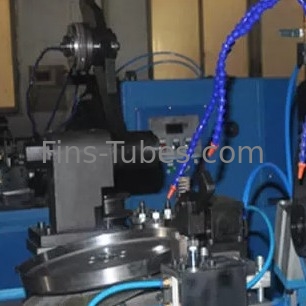 DELLOK হেলিকোডাল গ্রুভ কুলিং ব্রাস ব্রোন 380V টিউব ফিনিং মেশিন